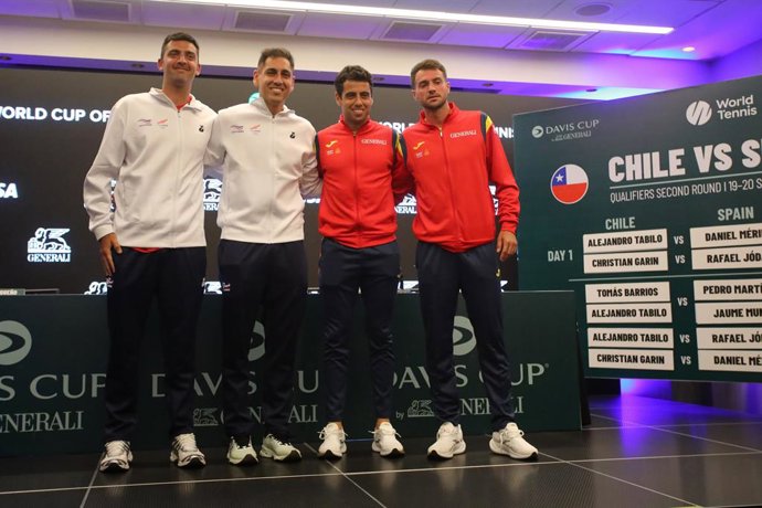 Tenis, Chile vs Espana. Sorteo para los partidos entre Chile contra Espana por Copa Davis. Santiago, Chile. 17/09/2026 Jonnathan Oyarzun/Photosport  Tennis, Chile vs Spain. Draw for the matches between Chile against Spain for the Davis Cup. Santiago,