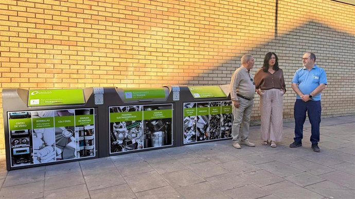 Los dos puntos se han instalado junto al colegio Sancho Ramírez, en la calle Ramón J. Sender, y en la calle María Auxiliadora.
