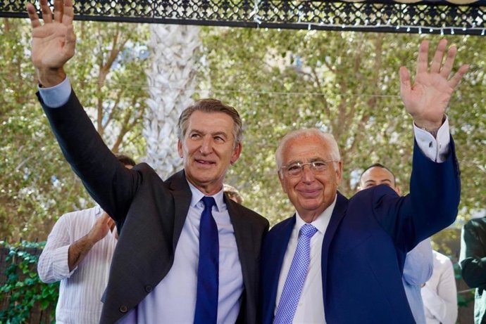 Imbroda con Feijóo en el mitin que ofreció el viernes en Melilla Alberto Núñez Feijóo.