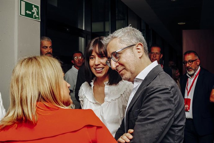 Pilar Bernabé (i), Diana Morant (c) y Arcadi España (d) este sábado en la Conferencia Política del PSPV-PSOE, celebrada en la Universidad de Alicante (UA)