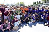Foto: Las peñas entregan a distintas causas sociales más de 27.500 euros recaudados en la Semana Grande de Santander