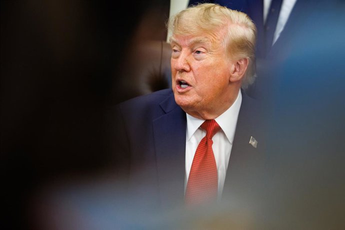 September 18, 2026, Washington, District Of Columbia, USA: United States President Donald J Trump answers questions from reporters after announcing new "most favored nation" pricing for some drugs in the Oval Office at the White House on September 18, 202