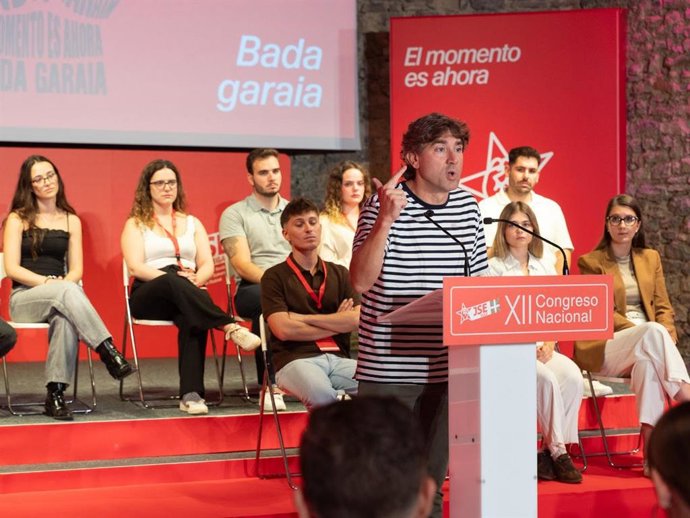 El secretario general del PSE-EE, Eneko Andueza, en la clausura del XII Congreso de Juventudes Socialistas de Euskadi (JSE-Egaz),