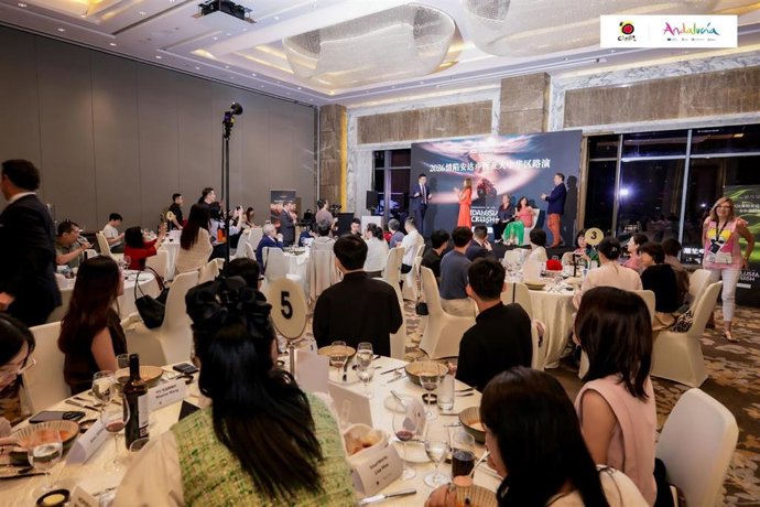 Imagen de las jornadas turísticas en Asia por parte de la Junta de Andalucía.