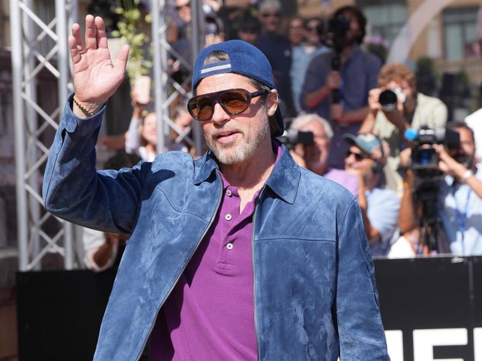 Brad Pitt llegando al Hotel María Cristina para participar en el Festival de Cine de San Sebastián