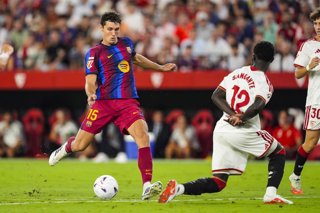 Andreas Christensen of FC Barcelona in action during the Spanish league, LaLiga EA Sports, football match played between Sevilla FC and FC Barcelona at Ramon Sanchez-Pizjuan stadium on September 19, 2026, in Sevilla, Spain.