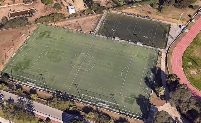 Campo de fútbol 11 de la Ciudad Deportiva Rafael Sánchez.