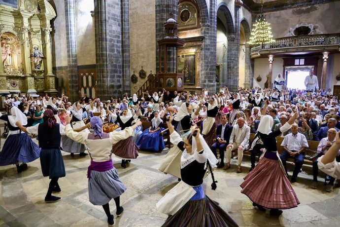 La Festa des Vermar de Binissalem rinde homenaje a las personas mayores.