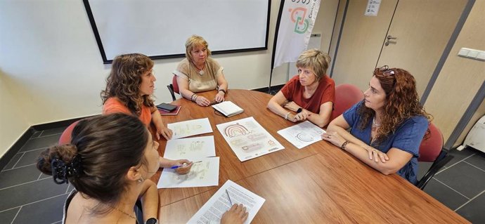 Desde el Centro de Servicios Sociales se destaca la importancia de que las personas que llegan a Sobrarbe puedan contar con referentes, Establecer relaciones, conocer el territorio, recursos y sentirse parte de la comunidad.