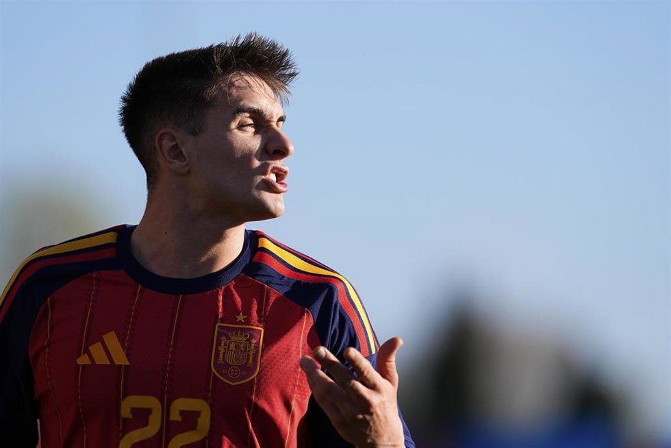 Archivo - Iván Fresneda, durante un partido.