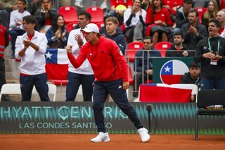 Tenis, Chile vs Espana. Copa Davis 2026. El capitan de Chile Nicolas Massu durante el partido de singles de la Copa Davis valido por la segunda ronda de clasificatorios para el Grupo Mundials, disputado en el Court Central Anita Lizana, Parque Estadio