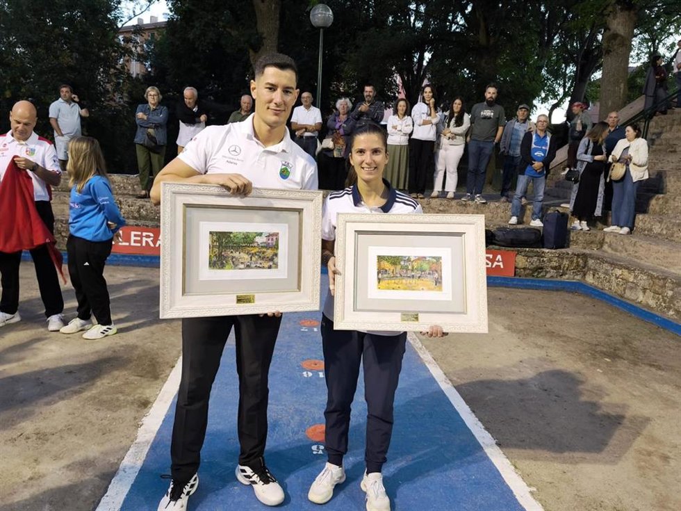 Víctor González y Marta Castillo se llevan el Premio de Bolos del PRC.