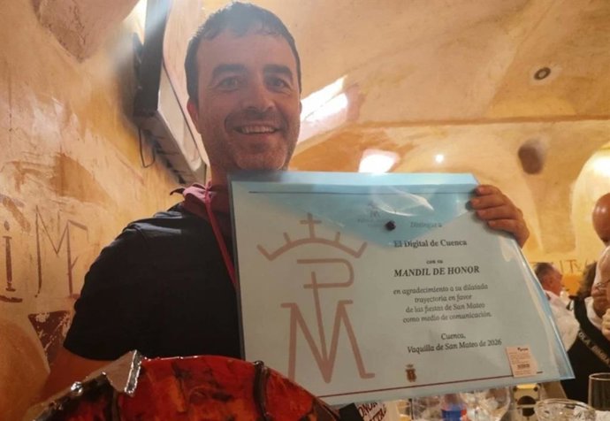 Mandil de Honor para El Digital de Cuenca