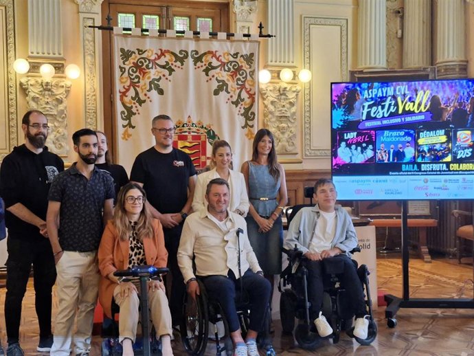 Vallsur se convierte en escenario de una noche de música y solidaridad de la mano de Asapaym CyL .