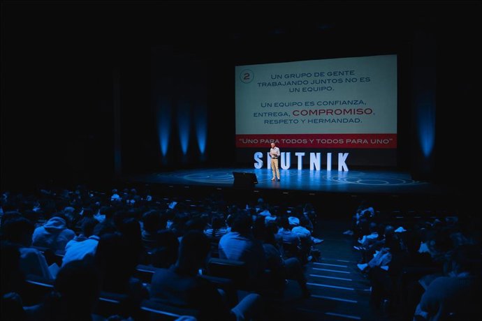 Archivo - Jornada sobre el programa Sputnik de CEU.