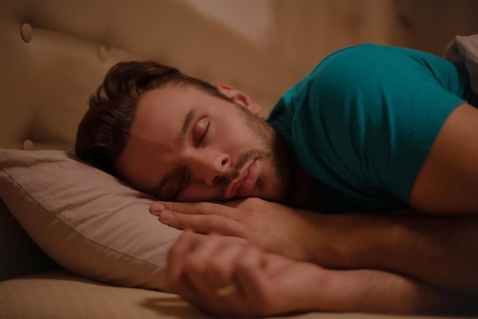 Archivo - Dormir profundamente