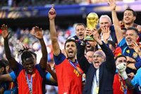 De la Fuente renueva como seleccionador hasta 2032