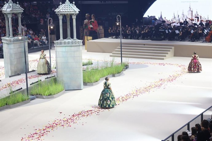 Imagen de archivo de una gala de elección de las candidatas a Falleras Mayores de València.