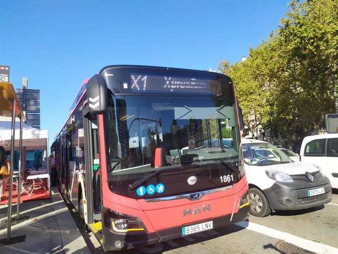 Archivo - La nueva línea de bus exprés X1 que conectará la zona de Glòries y Francesc Macià con el centro de Barcelona se estrenará el próximo lunes 20 de septiembre.