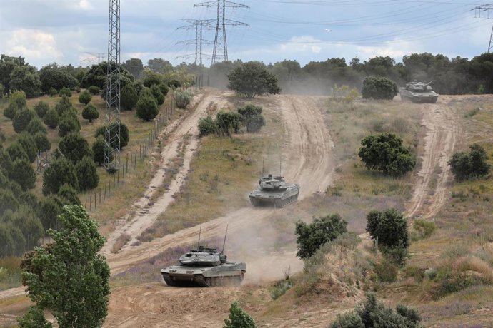 Archivo - Tanques militares de la Brigada ‘Guadarrama’ XII, en la base militar ‘El Goloso’, a 17 de mayo de 2024, en Madrid (España).