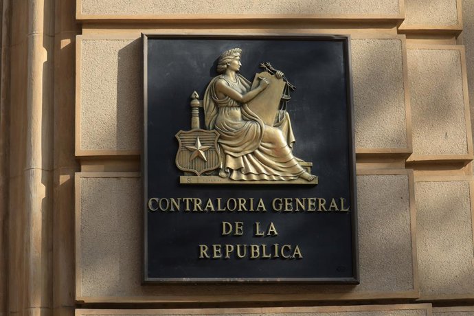 Archivo - Chile.- Diputados acuden a Contraloría por "filtro político" en implementación de SLEP