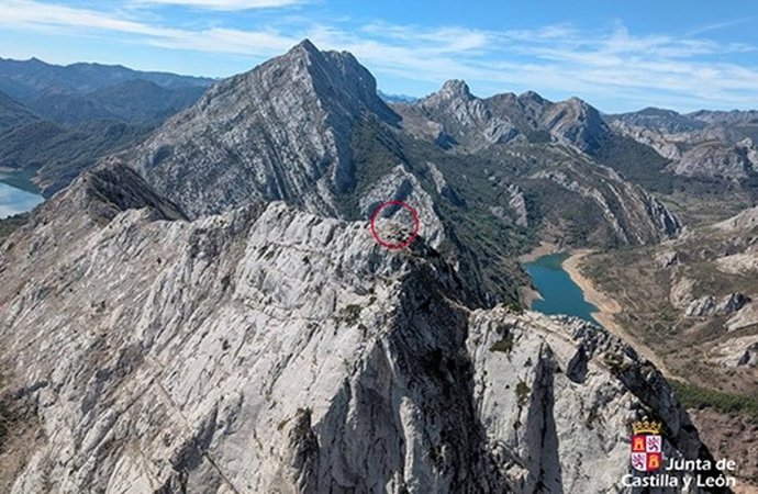 Rescatado un montañero indispuesto en el pico Gilbo en Riaño (León).
