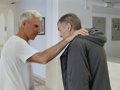 Experto subraya que no hay suficiente evidencia para señalar que el alcohol sea la causa principal de Alzheimer temprano