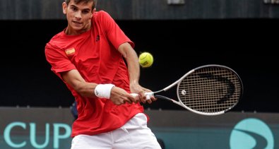 Tenis