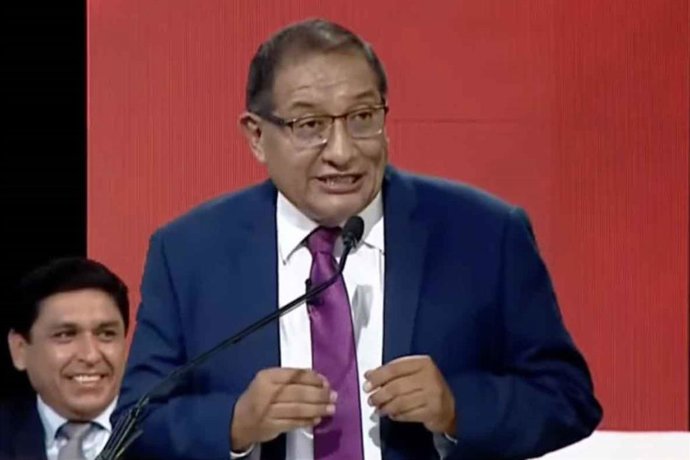 Perú.- Debate ERM 2026: Luis Huette plantea una Lima segura, limpia y con transporte rápido