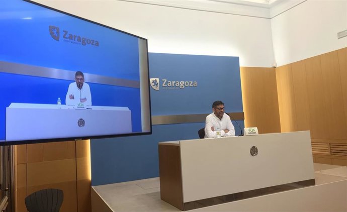 Archivo - El concejal del grupo municipal de Vox en el Ayuntamiento de Zaragoza, Armando Martínez