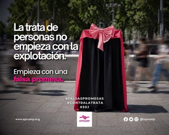 Archivo - La Asociación para la Prevención, Reinserción y Atención a la Mujer Prostituida (APRAMP) con la campaña 'Falsas Promesas. Foto de archivo.