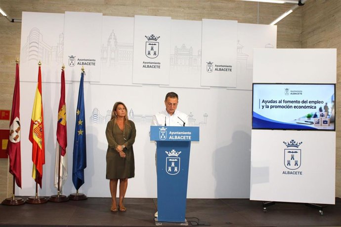 El alcalde de Albacete, Manuel Serrano.