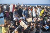 Foto: Varias organizaciones reclaman rigor ante los mensajes que vinculan la migración en Ceuta con un riesgo sanitario