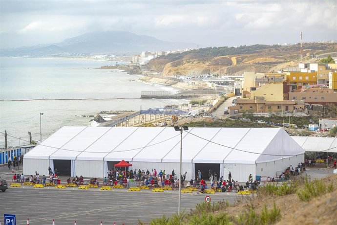 Espacio habilitado para la acogida de migrantes en Loma Colmenar, a 14 de septiembre de 2026, en Ceuta (España).