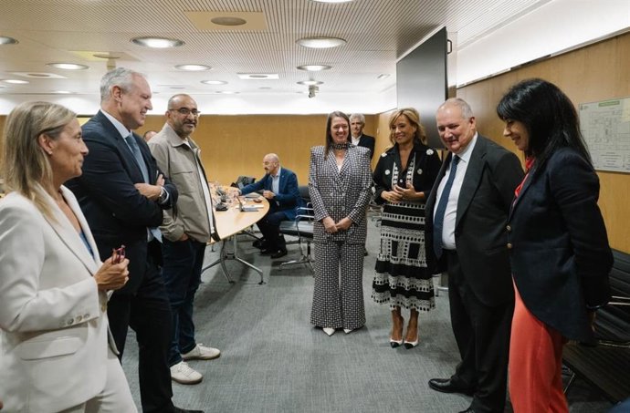 Unesid con el ministro de Industria.