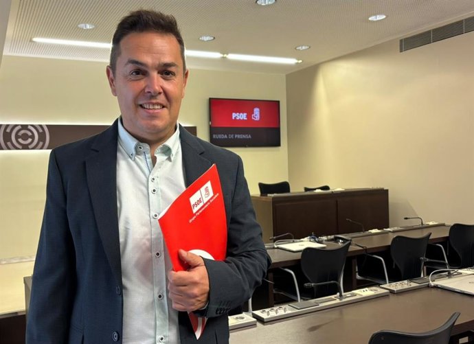 El diputado del PSOE en las Cortes de Aragón Pedro Polo.