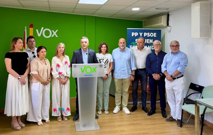 Vox anuncia una "ofensiva" contra los empadronamientos ilegales y el "efecto llamada"