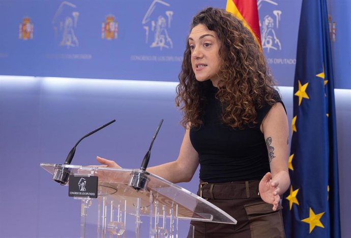 La portavoz adjunta de Sumar en el Congreso y miembro de Comuns, Aina Vidal, durante una rueda de prensa, en el Congreso de los Diputados, a 22 de septiembre de 2026, en Madrid (España).
