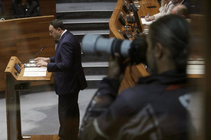 El presidente del Principado de Asturias, Adrián Barbón, en el Debate de Orientación Política General de 2026