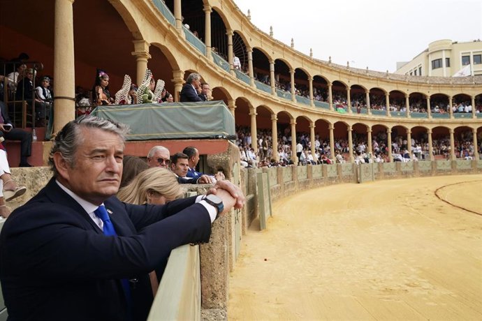 El vicepresidente primero y consejero de Presidencia, Sanidad y Emergencias, Antonio Sanz, asiste a la tradicional corrida Goyesca. A 05 de septiembre de 2026, en Ronda, Málaga (Andalucía, España). 