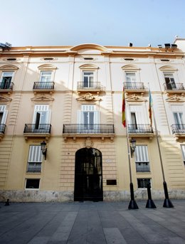 Archivo -  Imatge d'arxiu de la façana de la Diputació de València