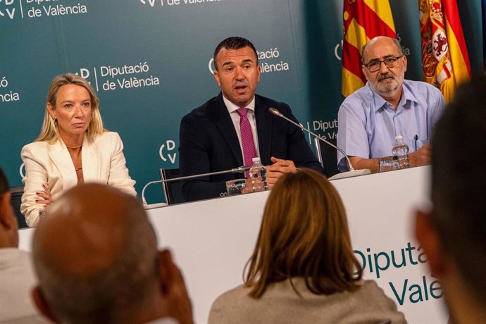 El presidente de la Diputació de València, Vicent Mompó, en rueda de prensa este martes