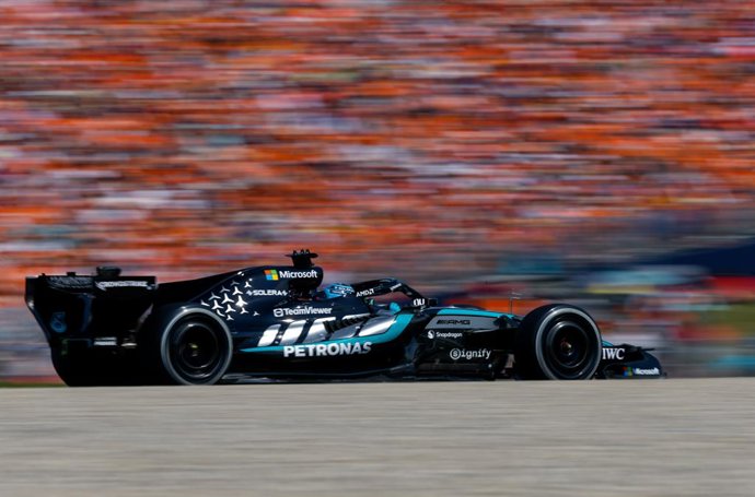 Archivo - Arquivo - Grande Prêmio da Áustria, domingo, Jiri Krenek 63 RUSSELL George (GBR), Mercedes AMG F1 Team W17, ação, durante o Grande Prêmio da Áustria de Fórmula 1 de 2026.