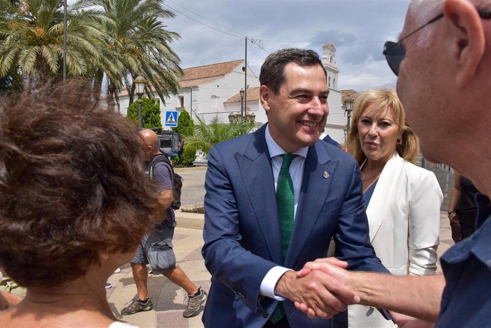 Archivo - El presidente de la Junta de Andalucía, Juanma Moreno, en Ceuta, el pasado mes de agosto