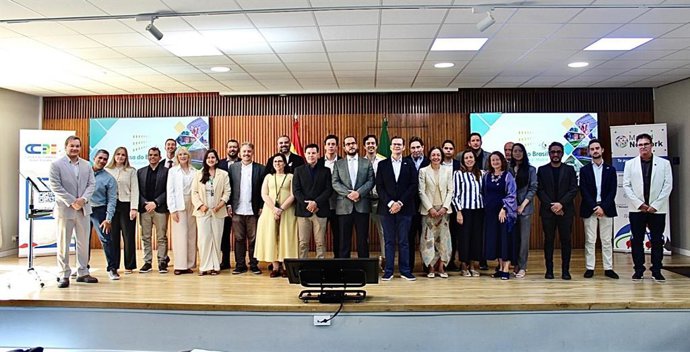 Casa do Brasil con una delegación de 11 startups de Pernambuco.