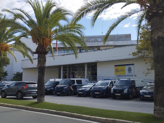 Archivo - Comisaría de la Policía Nacional en Huelva