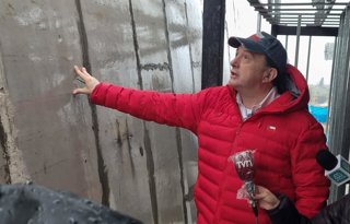 Viña del Mar  16 de Julio de 2026  El ministro de Vivienda y Urbanismo, Ivan Poduje, se traslado hasta el sector de El Olivar en Viña del Mar, tras recibir denuncias de vecinos por desprendimiento de muros en casas de la constructora San