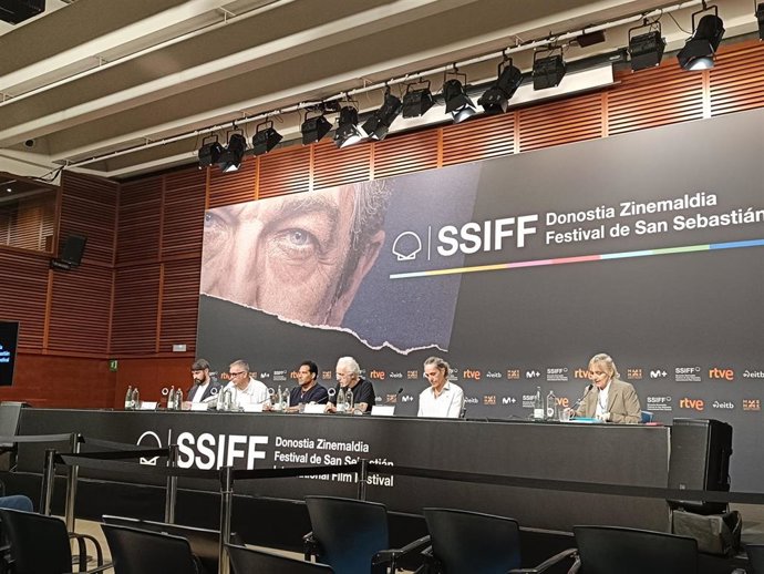 Rueda de prensa de la película 'Bajañí', de Fernando Trueba