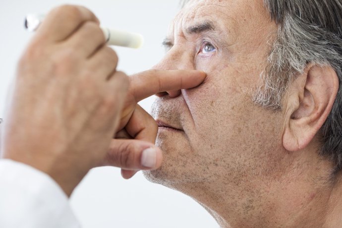 Archivo - Imagen de recurso cuidado ocular.