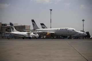 Archivo - July 24, 2019, Tehran, Tehran, Iran: This photo shows technicians and staff at a maintenance hangar of Iran Air (Homa) at Mehrabad International Airport in Tehran, Iran.